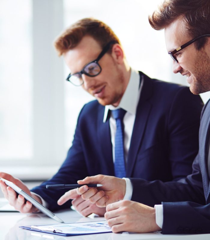 business-meeting-2021-09-24-03-39-19-utc-min-min-min